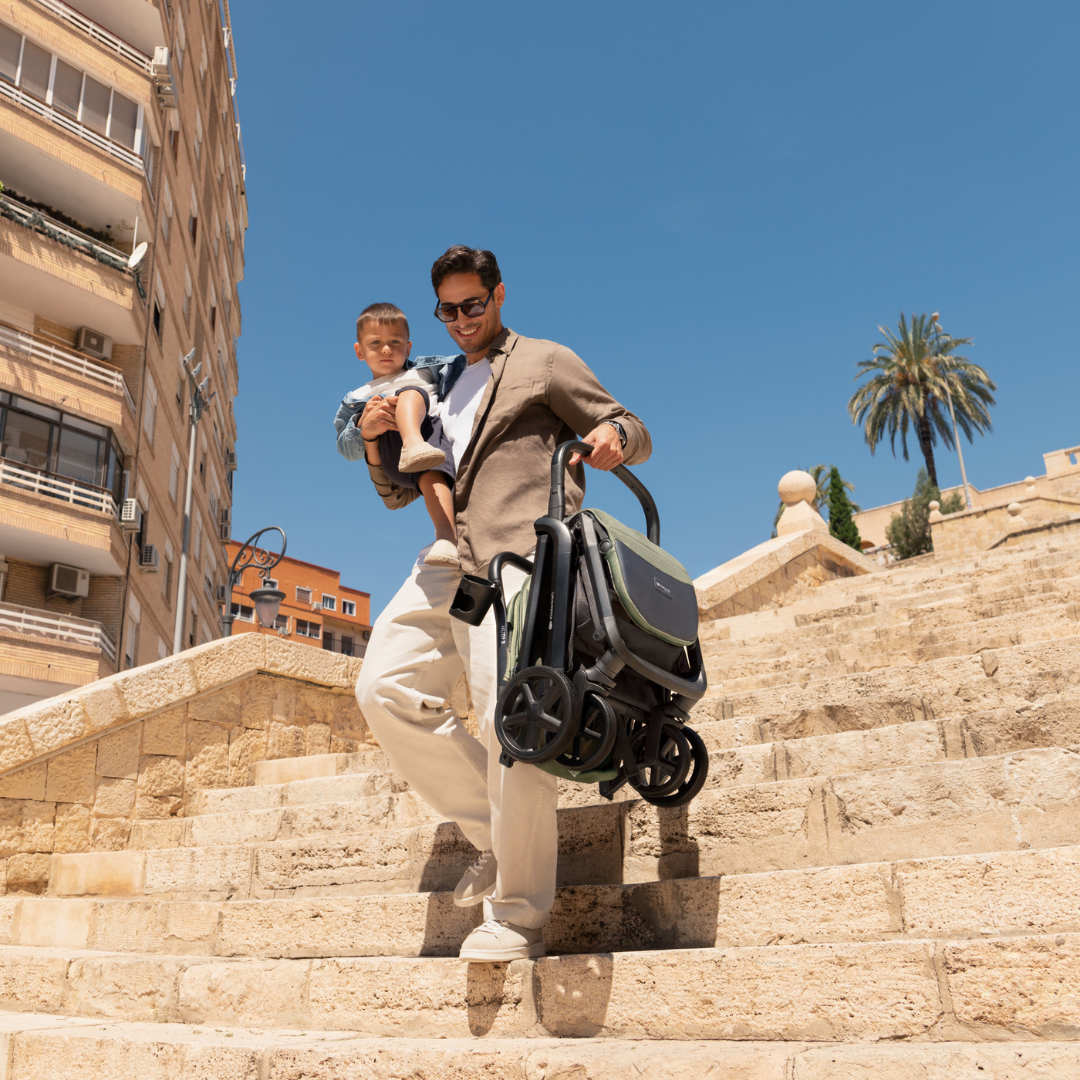 Kinderkraft NUBI 3 бебешка количка MIDNIGHT BLACK