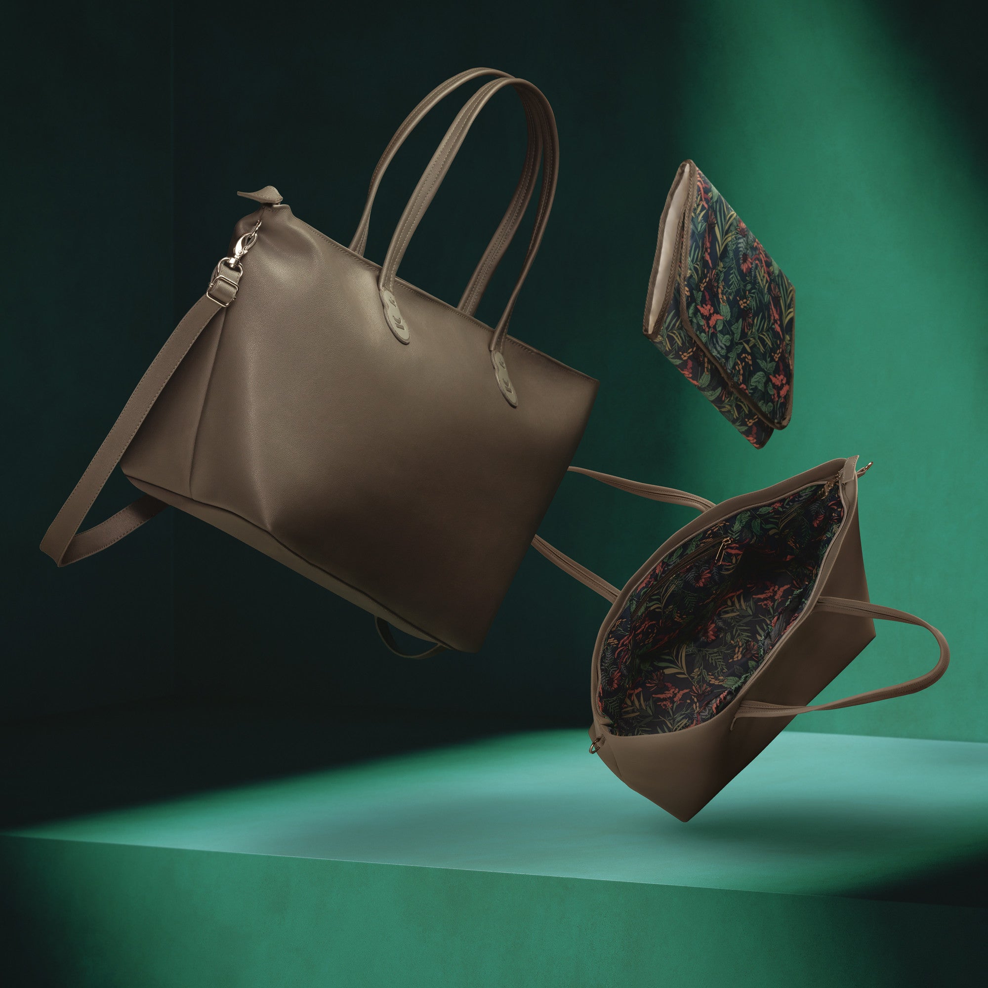 KinderKraft TREASUREBAG чанта светло сива KATREAMBLGR0000