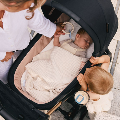 KinderKraft бебешка количка 2в1 NEA 2.0 BIZUU WHISPER DUNE