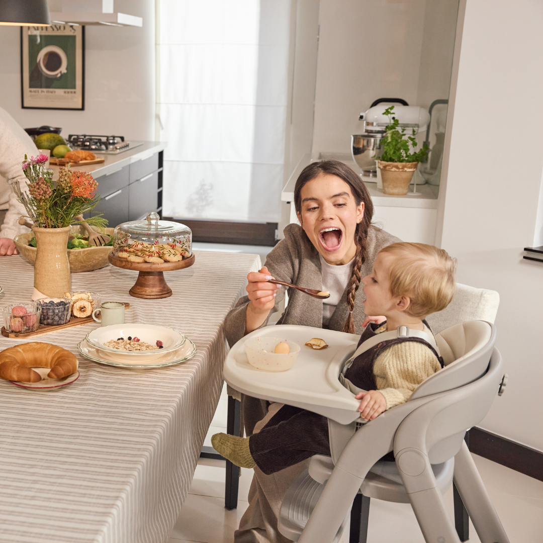 Kinderkraft TINO столче за хранене GRAY